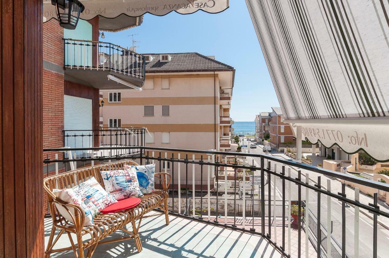 Appartement Casa Vacanza Flora à Sperlonga Extérieur photo
